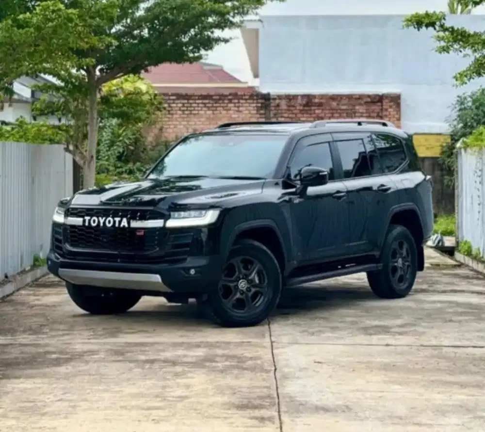 Toyota Land Cruiser 2024 KM 25rb