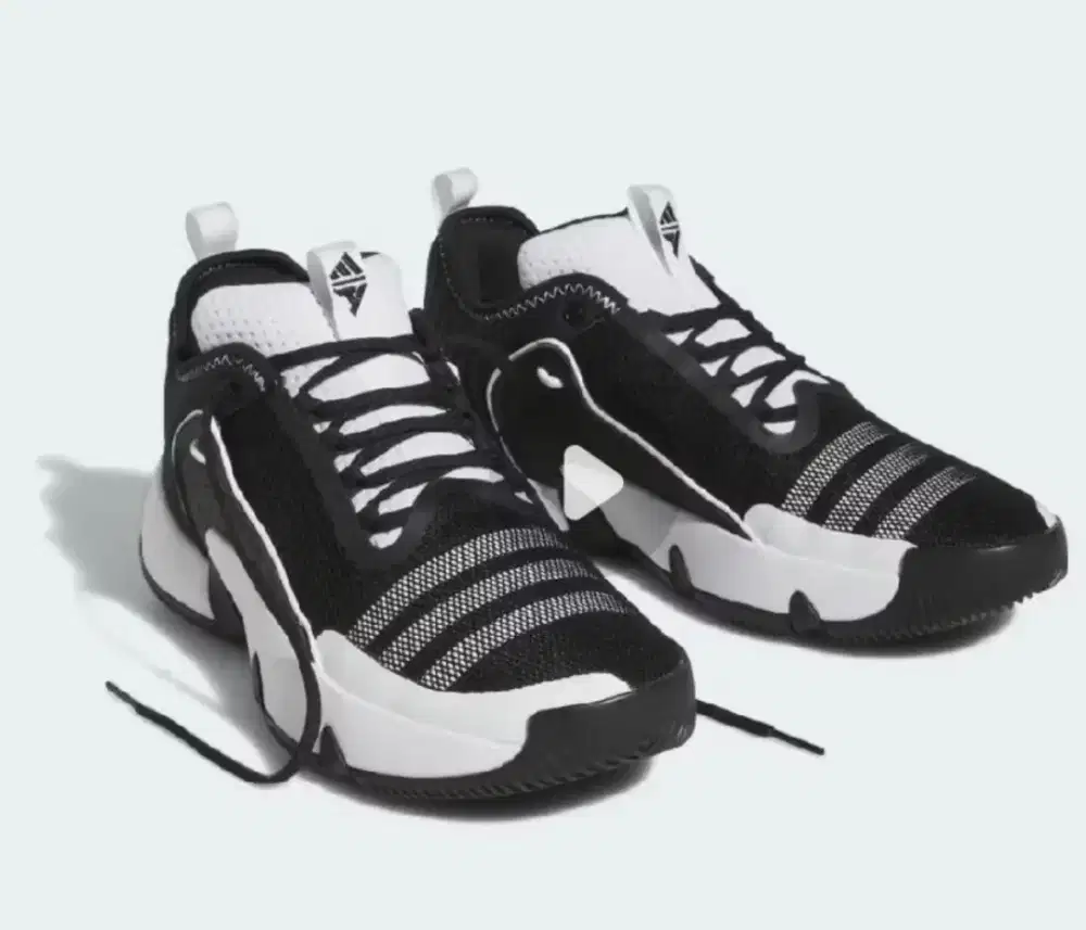 Sepatu Adidas Trae Unlimited Original kondisi Mint