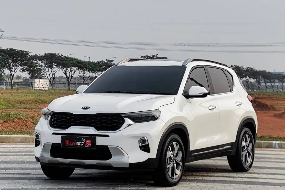 Kia Sonet 1.5 Premiere Sunroof AT Matic 2021 Putih Metalik