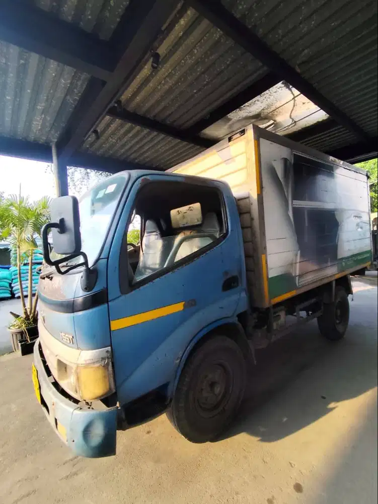 TOYOTA DYNA SHORT 3.700 A 9650 ZY
