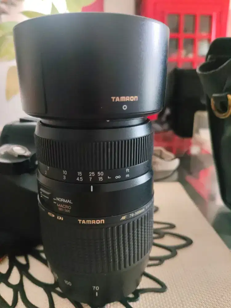 Lensa Tele Tamron 70-300mm