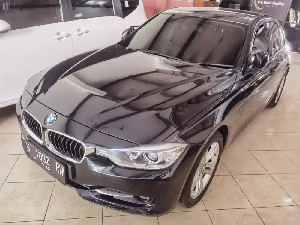 BMW 320i Sport 2015