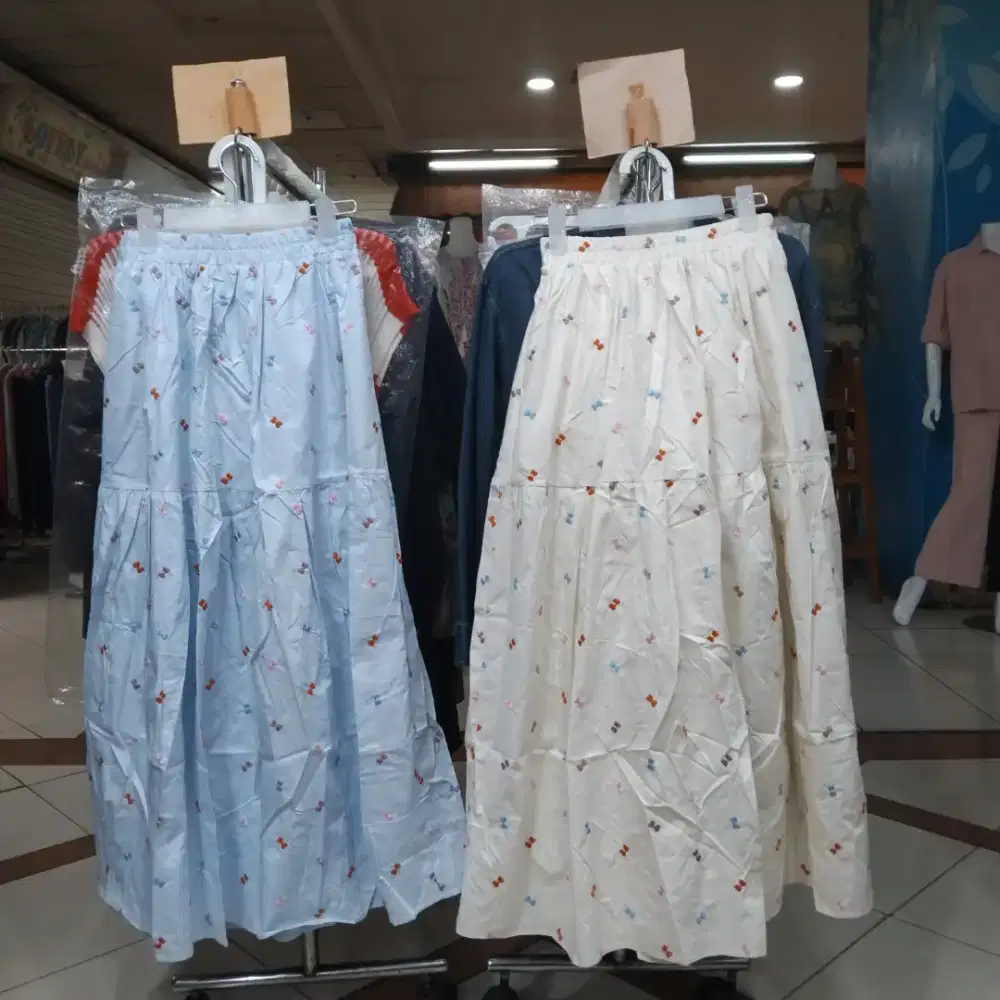 Di jual rok bahan katun
