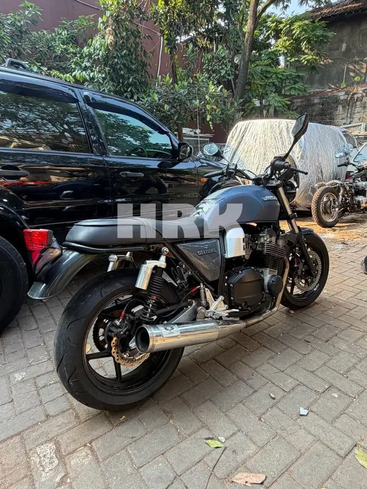 JUAL CEPAT: SUZUKI GSX 750cc