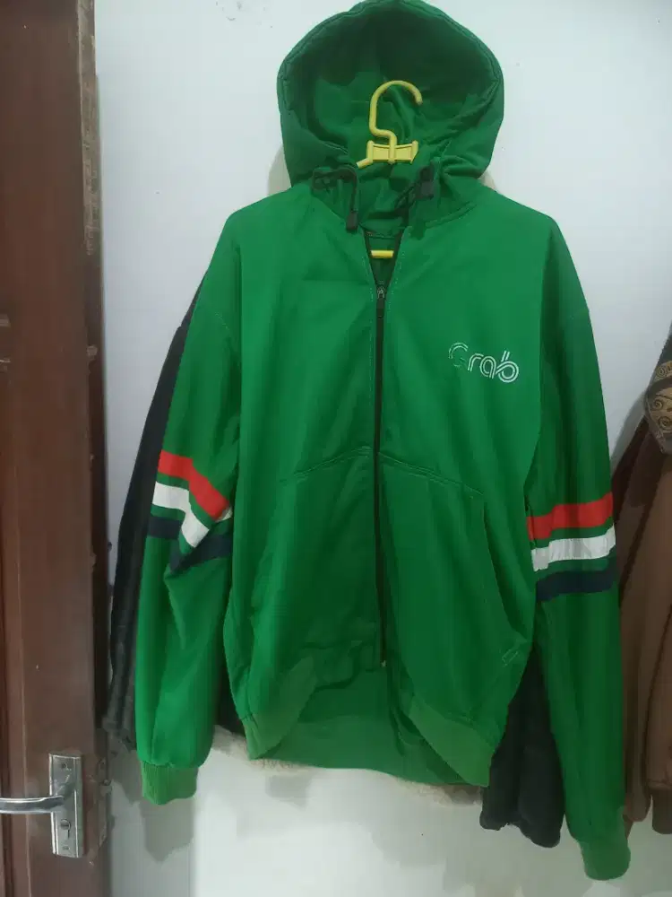 Jaket Hoodie pria hijau