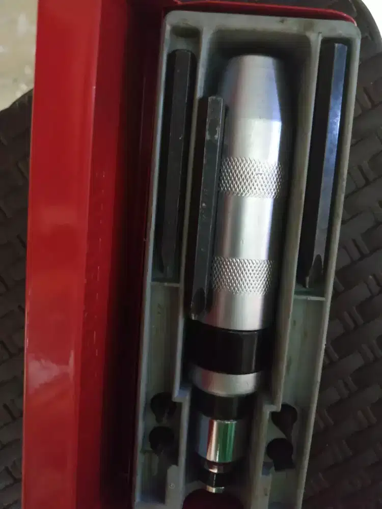 Screw driver collection