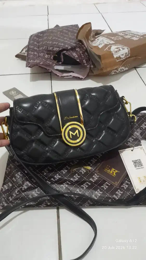 Dijual aja sayang tidak terpakai.