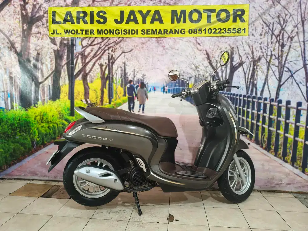 New scoopy Prestige istimewa