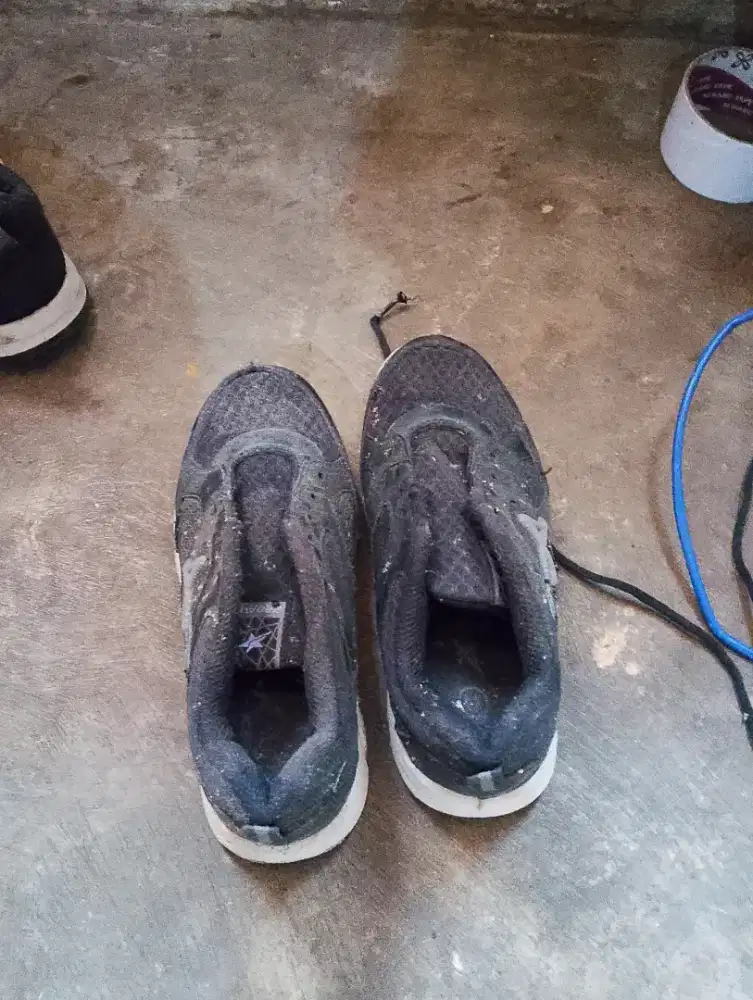 Sepatu proatt ukuran 34 siap pakai