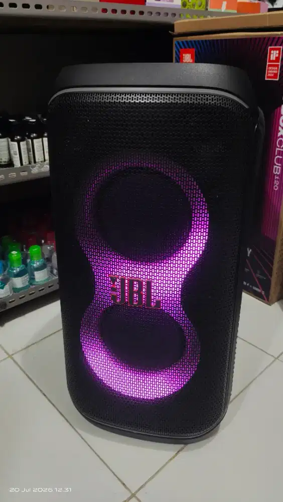 Jbl Partybox 120 portable bluetooth karaoke speaker by Harman Kardon