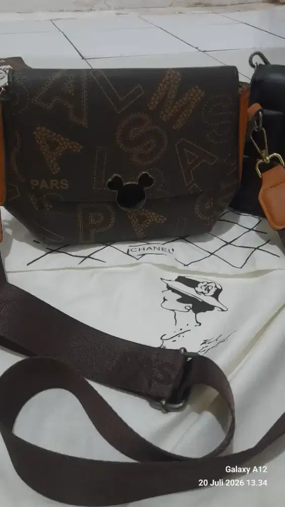 Dijual aja syang tidak terpakai.