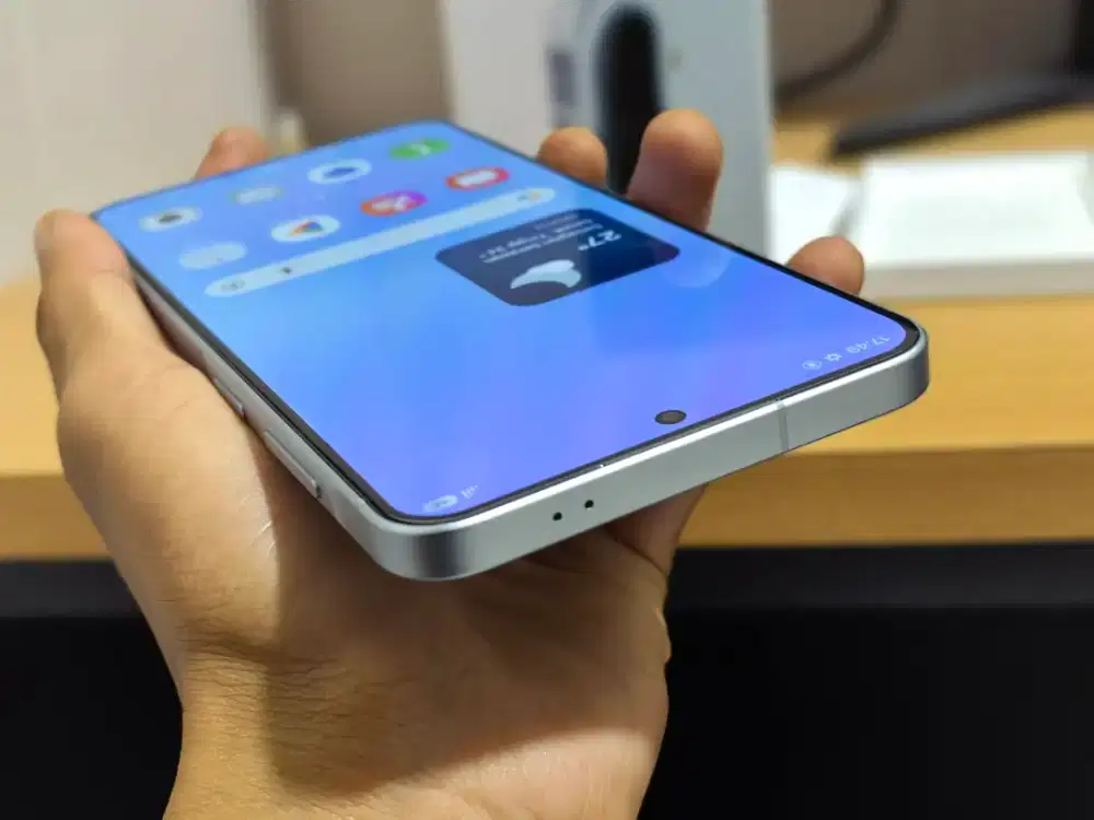 SAMSUNG A57 12/256GB

GARANSI SEIN
FULLSET ORI