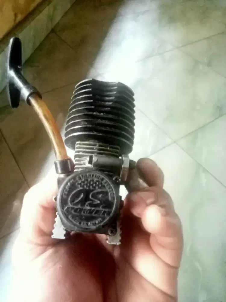 Di jual mesin mobil RC wow racing
