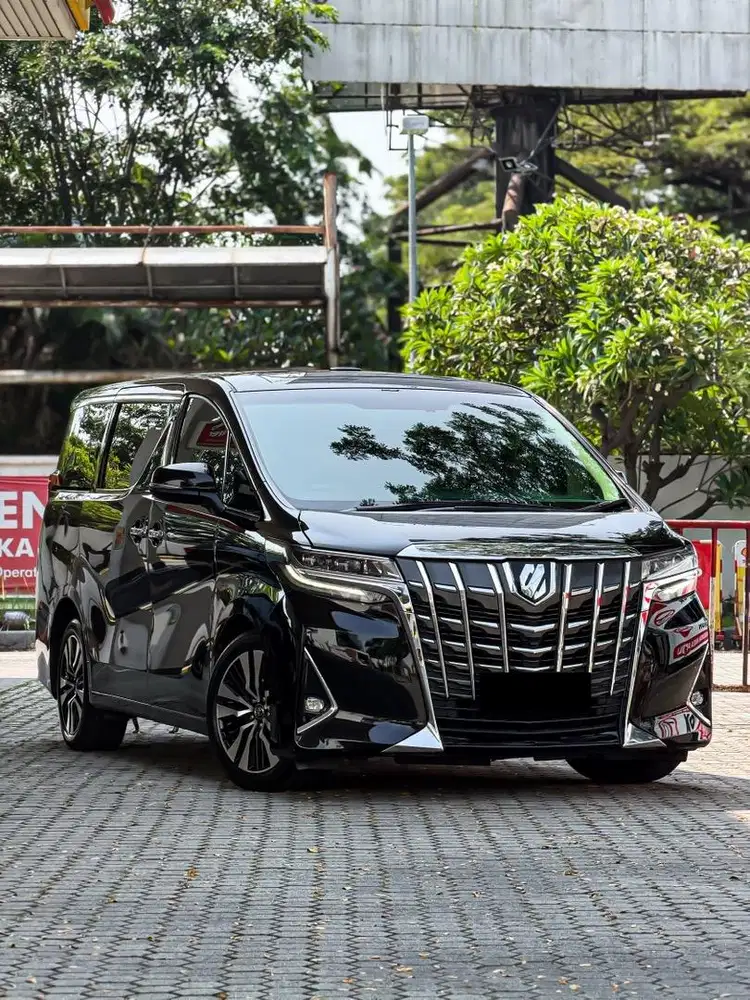 TOYOTA ALPHARD 2018 TERMURAH