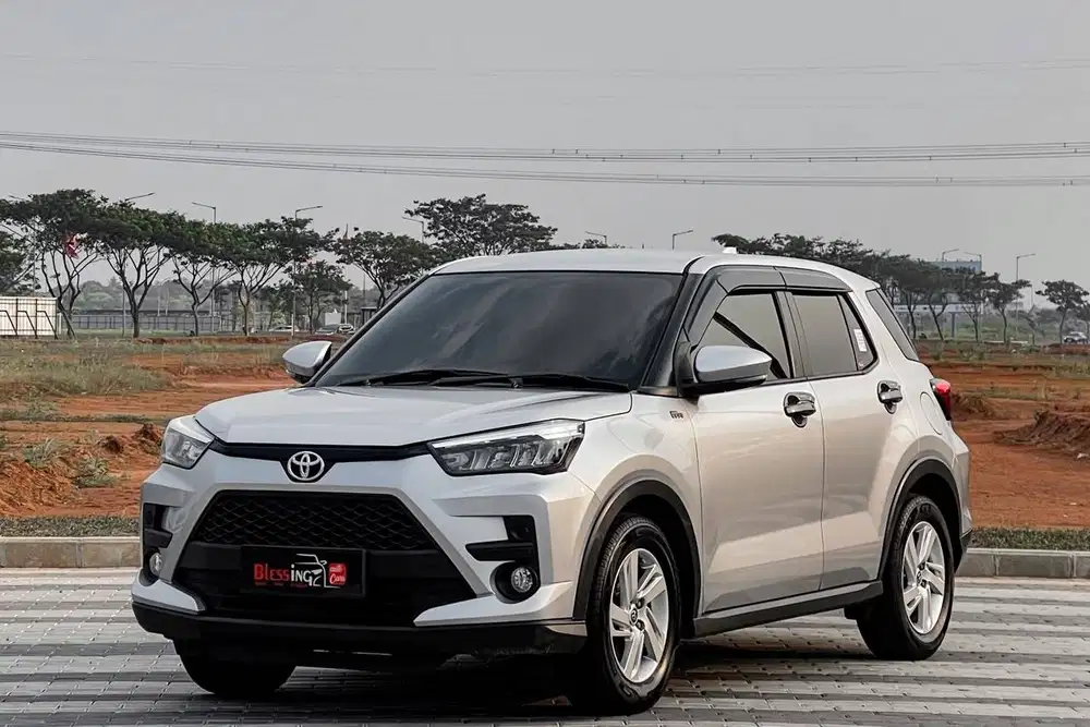 Toyota Raize G  1.2 CVT matic AT  2022 Silver metalik