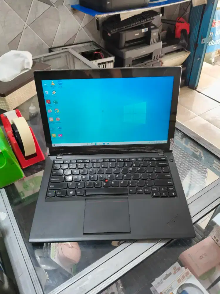 Laptop coding Lenovo X240, core i5, RAM 8GB