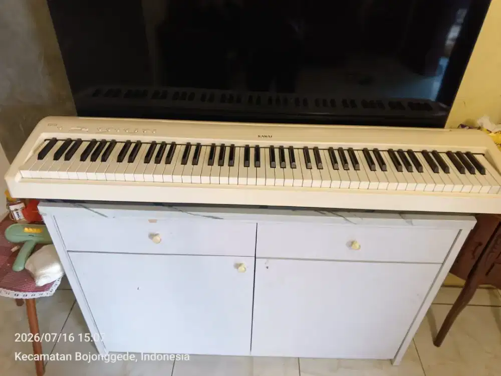 Piano digital es110