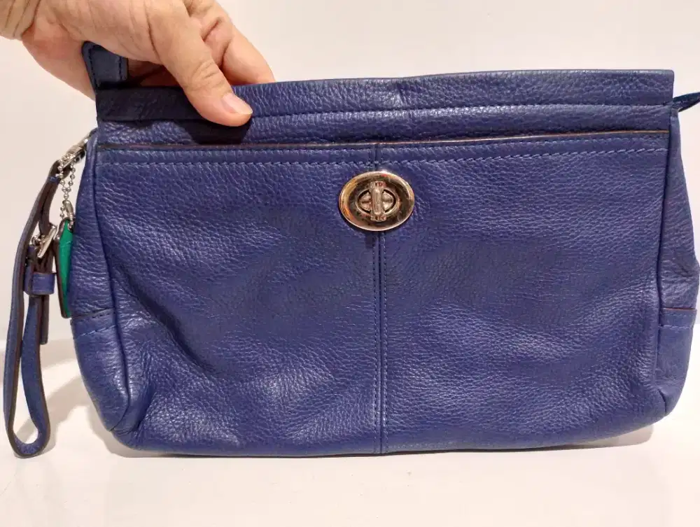 Coach Park Pebbled Leather Turnlock Clutch