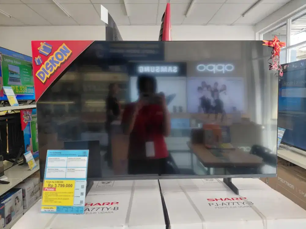 TV SAMSUNG 43 Inch 4K Smart TV 115 Watt