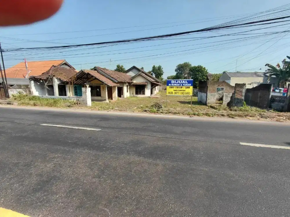 Rumah & tanah Strategis buah Usaha