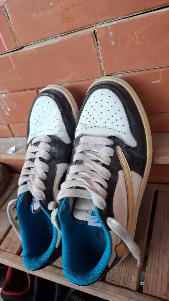 Sepatu Nike Travis Scott X Fragment