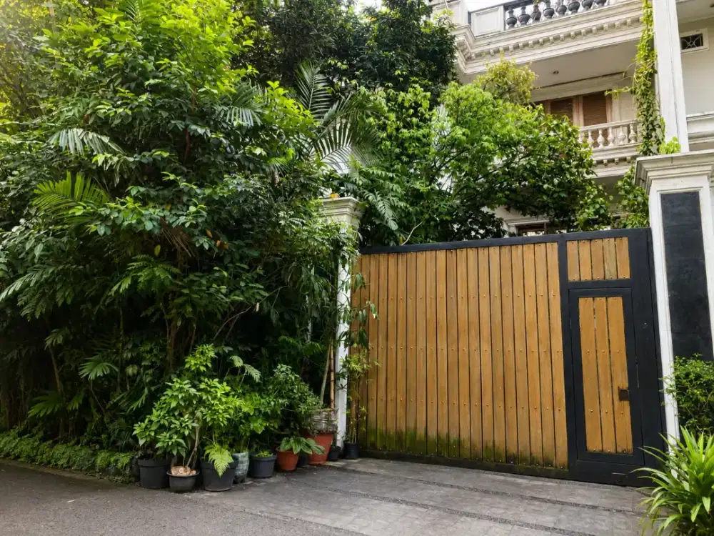Dijual Rumah Bagus Siap Huni di Pondok Indah