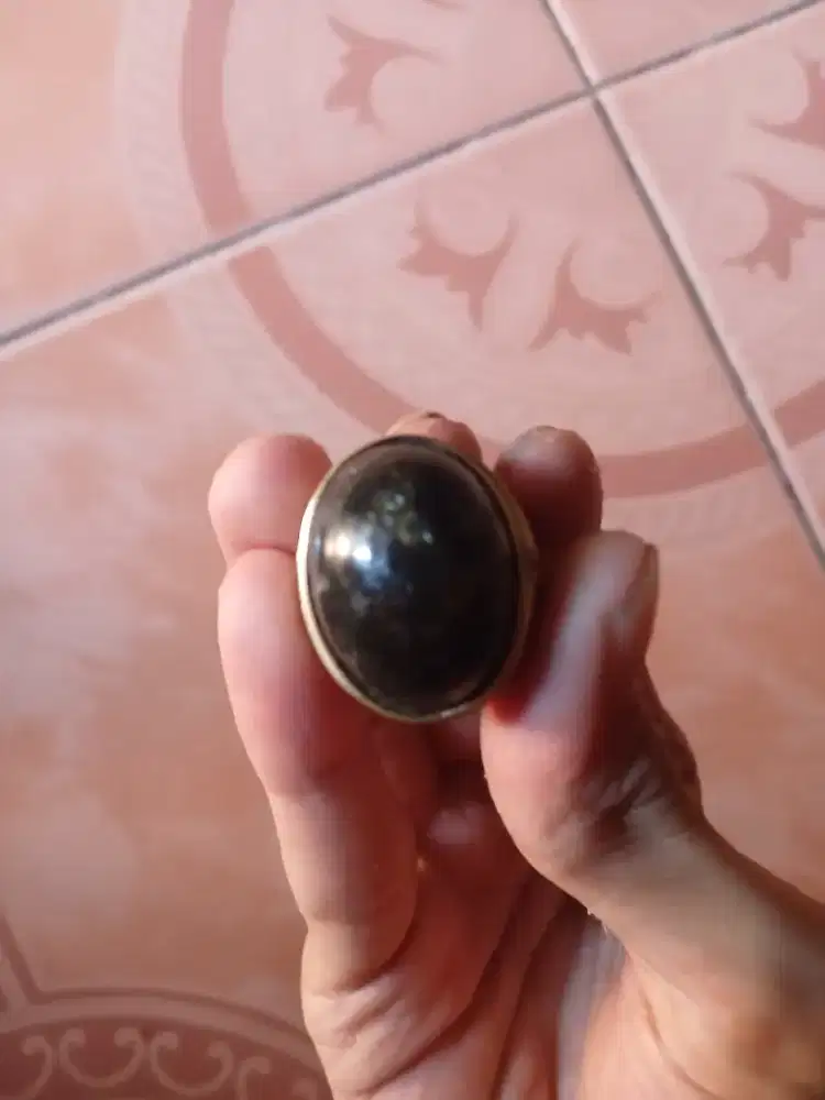 Batu Cincin Pecah Beling