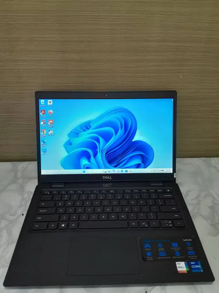 Dell 3420, Core i5 gen11, Ram 8GB, SSD 512GB, VGA intel irisX,14 inch