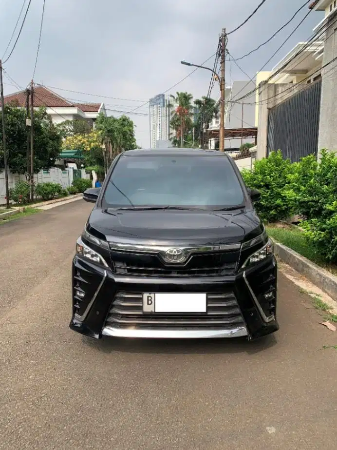 TOYOTA VOXY 2.0 AUTOMATIC 2019