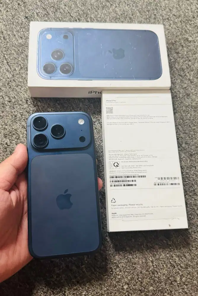 Iphone 17 pro 256gb blue inter alloperator bh 100% cc 64 - garansi mei