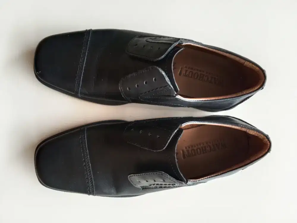 Sepatu Pantofel Pria