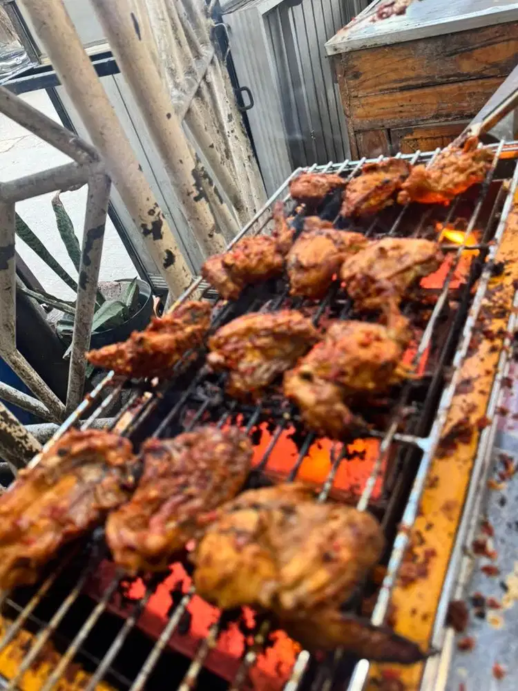 Dicari Pegawai Rumah makan dan Juru Masak