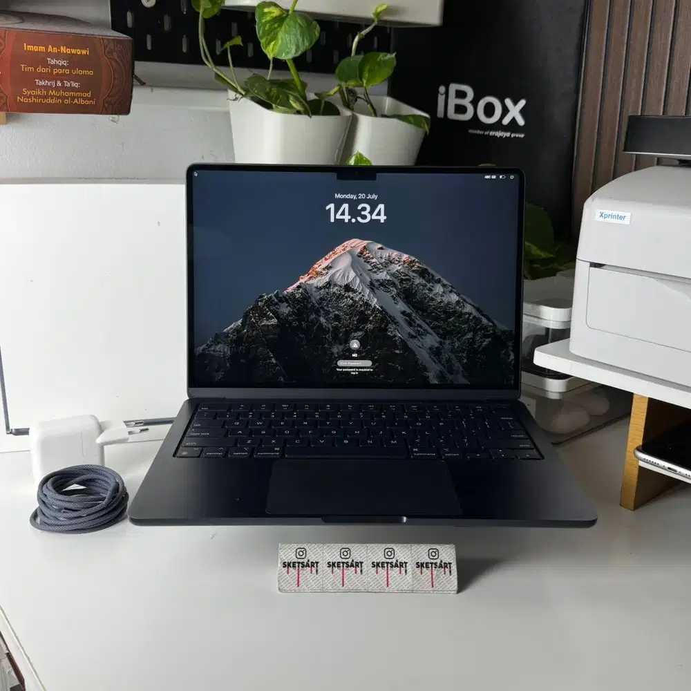 MacBook Air M2 16/256gb iBox Midnight Garansi Resmi July 2027