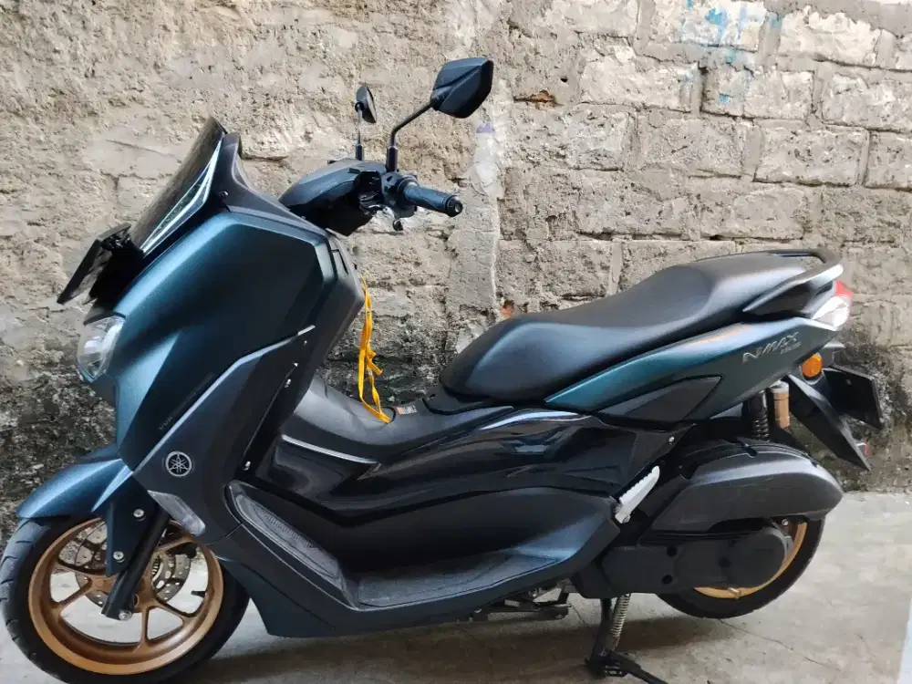 Nmax New 2023/2024..low km seperti baru