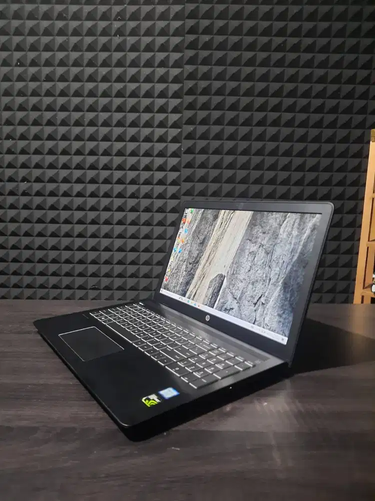 Laptop Gaming HP Pavilion Power 15-CB092TX