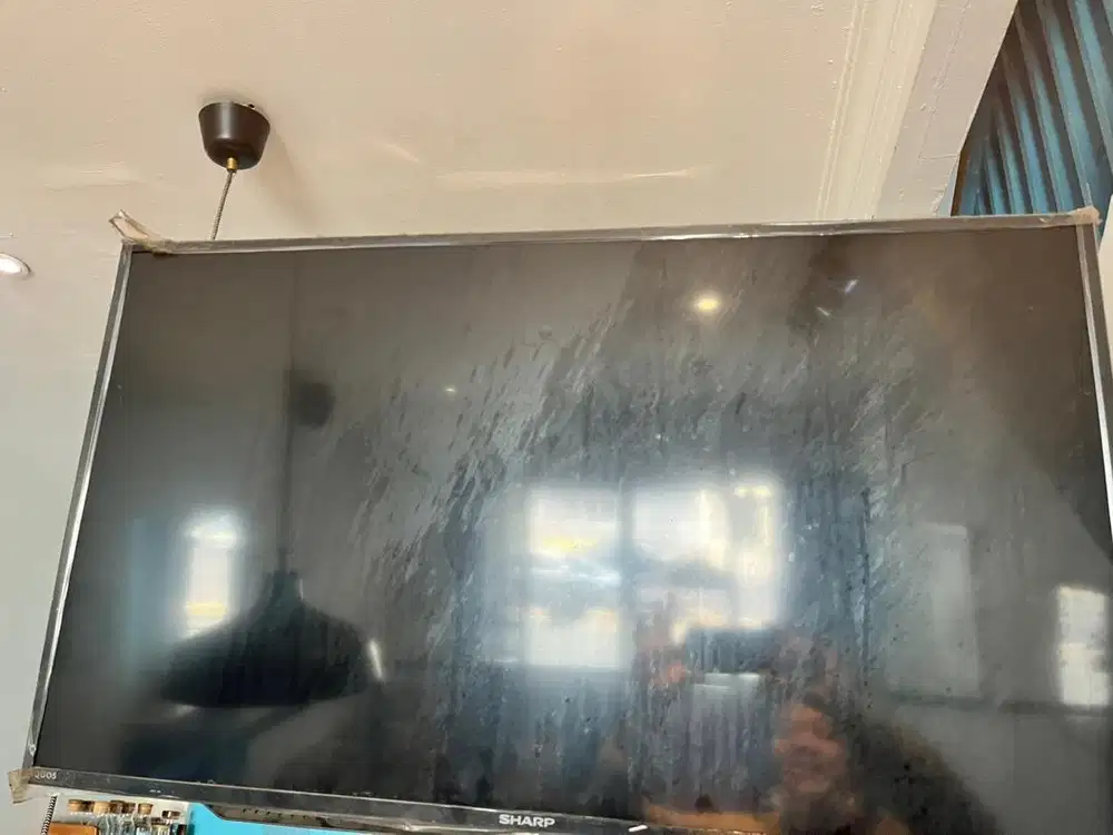 Tv sharp 43 inch