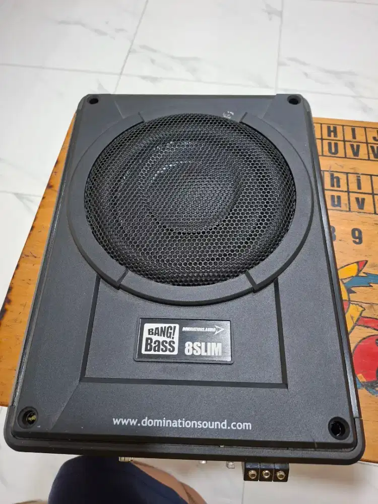 Dijual Subwoofer kolong untuk mobil