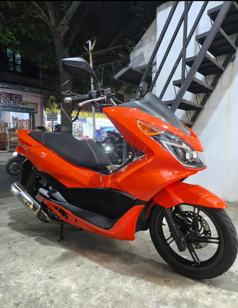 PCX CBU THN 2015 PAJAK HIDUP B DKI SUDAH UPGRADE