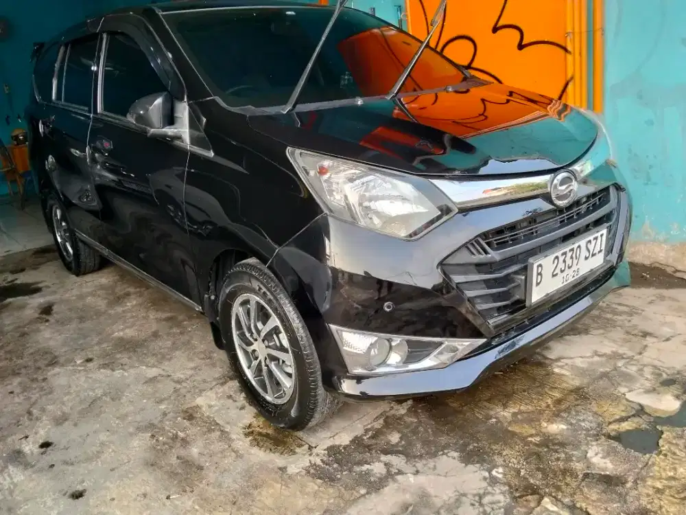 Daihatsu xenia r dlx at th 2017