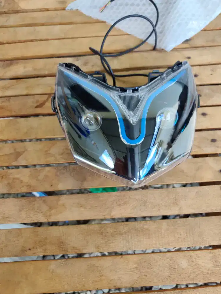 Lampu depan supra x 125 Batman (isian lampu laser D2