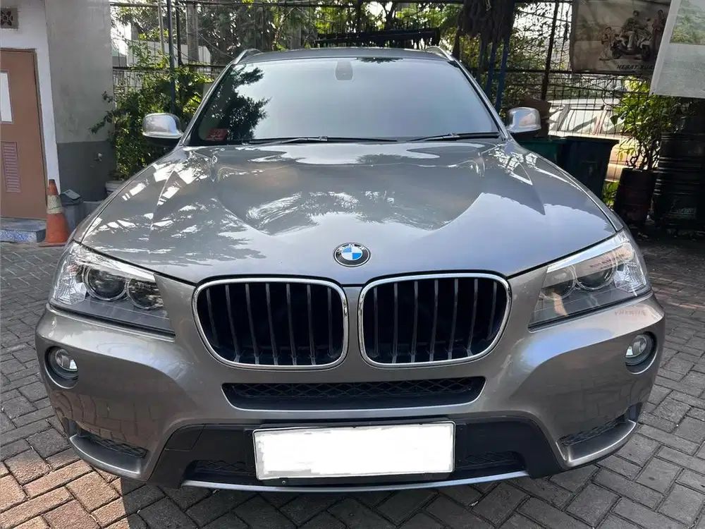 For SALE: bmw x3 xDrive20i CKD AT 2012