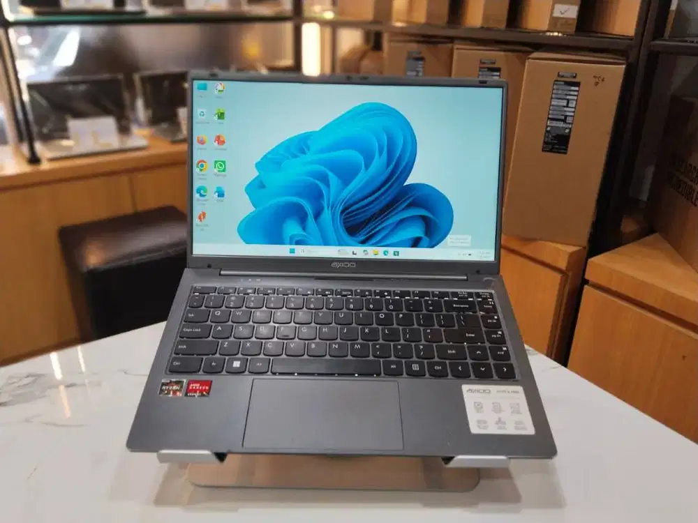 SPESIAL!! AXIOO HYPE 5 AMD X3 RYZEN 5-3500U/RAM 8GB/SSD 256GB/14FHD
