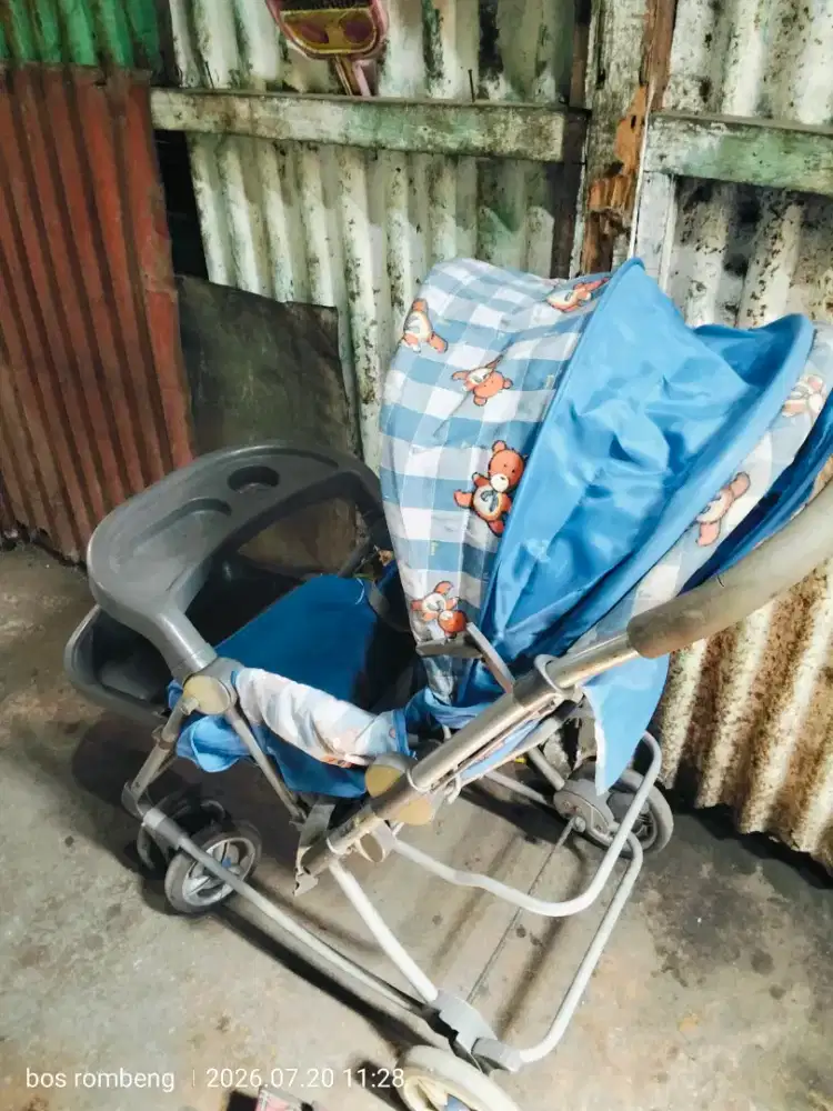 Stroller dorong  bayi
