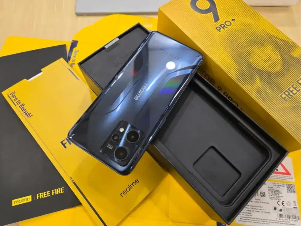 REALME 9 PRO PLUS FREE FIRE 256 GB