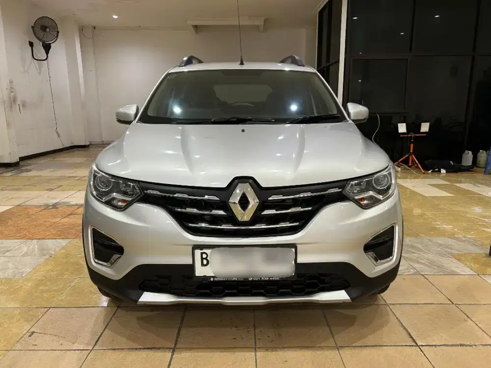 Renault Triber RXZ 1.0 2021 pmk 2022 AMT Matic Automatic Silver AT