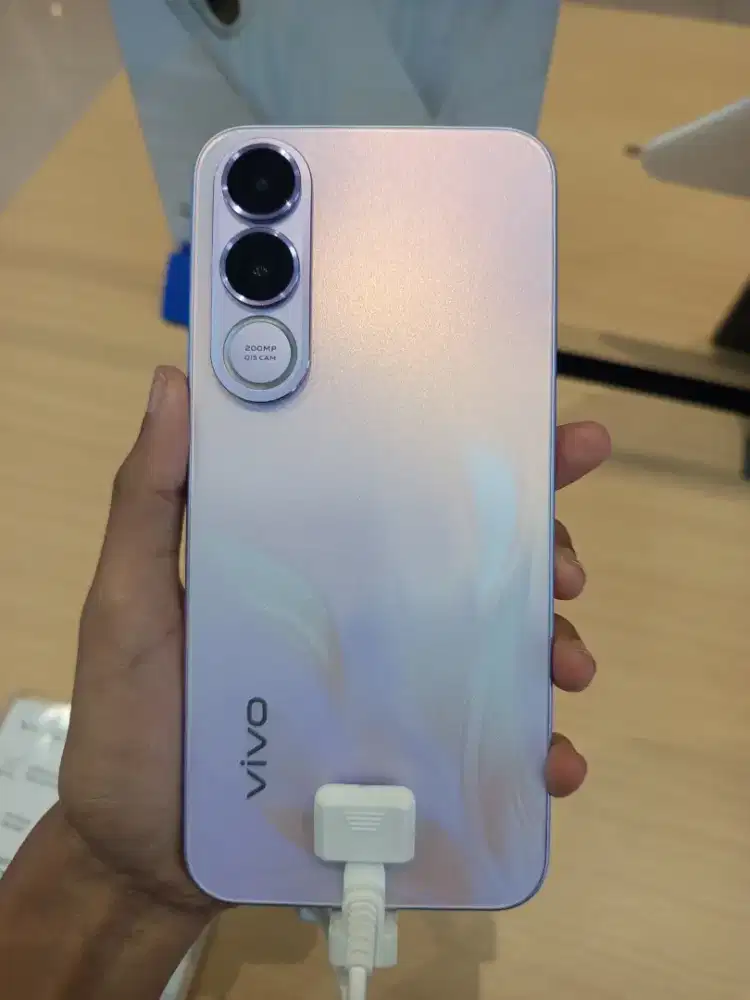 Vivo V70 FE (HARGA CICILAN)