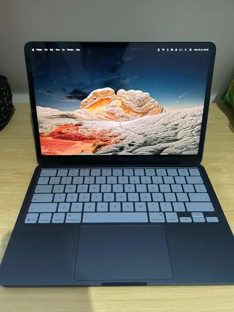 Macbook Neo Indigo Blue 8/256