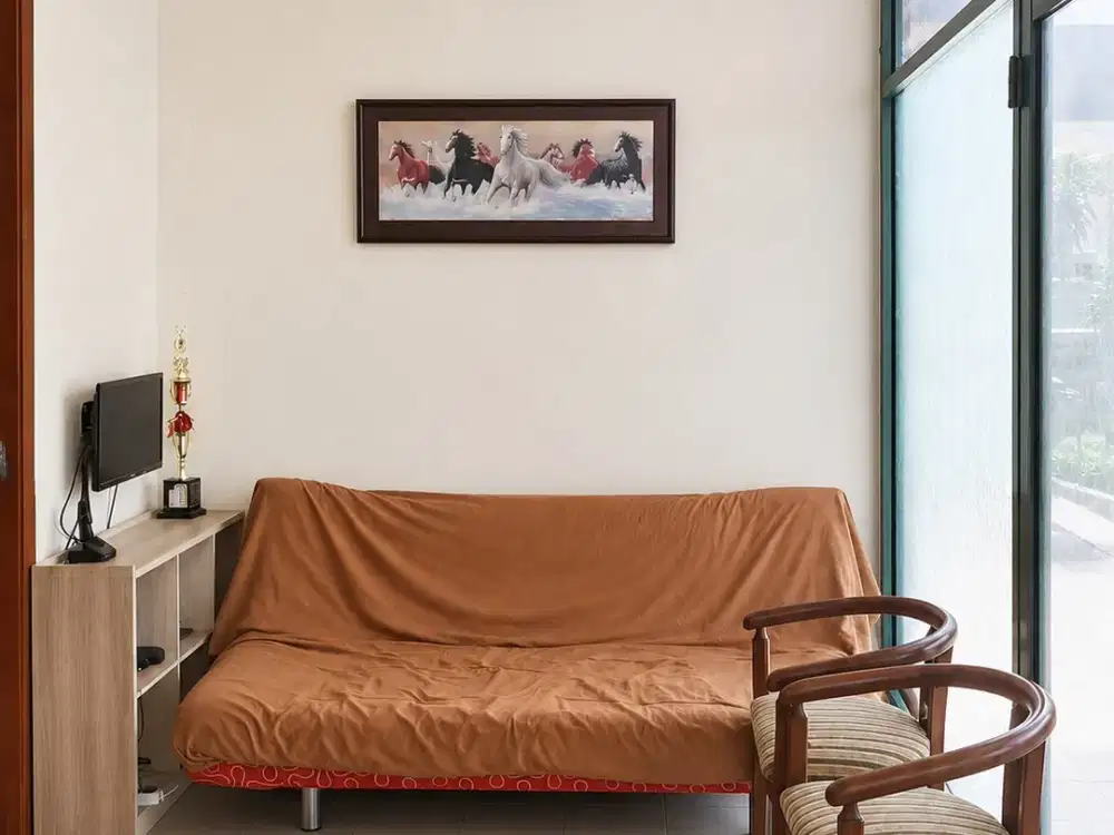 Dijual Ruko 4 lantai fully furnished di Graha Cempaka Mas. Lokasi prima