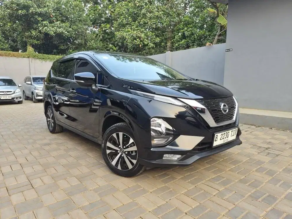 LIVINA VE AT 2019