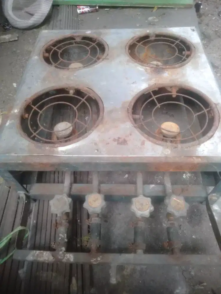 kompor buat surabi 4 tungki